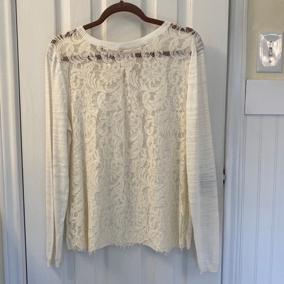 CAbi Sweater - Picture 3 of 4